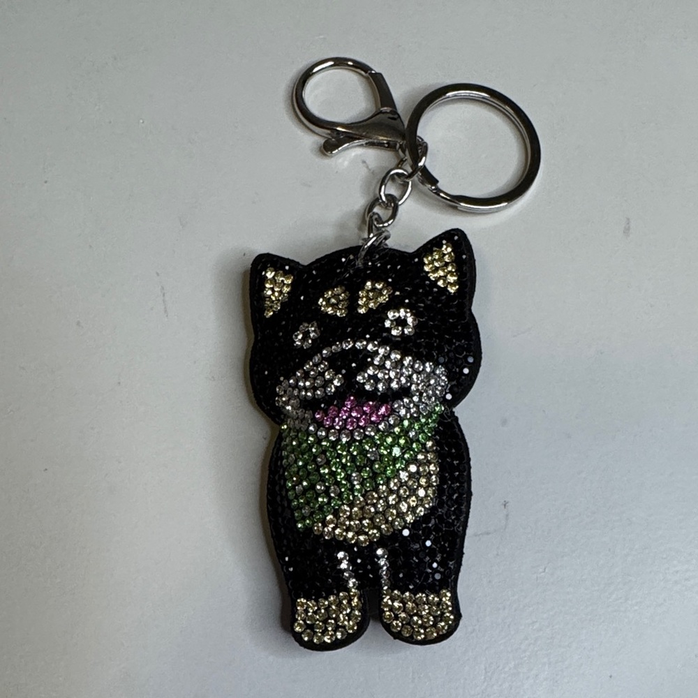 Black and Green Huskie Dog Keychain